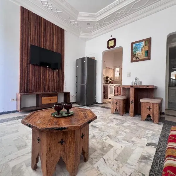 App s+2 RDC, ξενοδοχείο στο Τοζέρ