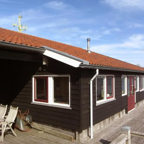 Boothuis Lauwersoog, hotel in Lauwersoog