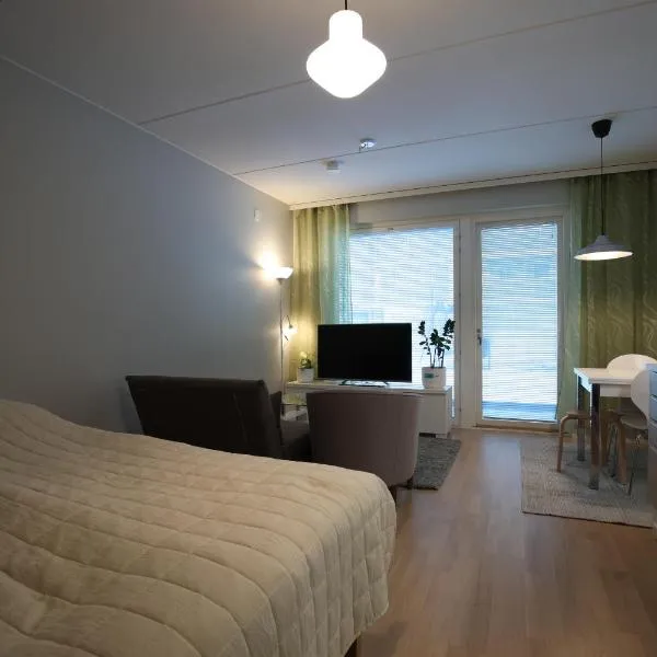 Hieno yksiö Tapiolan urheilupuistossa., hotel em Espoo