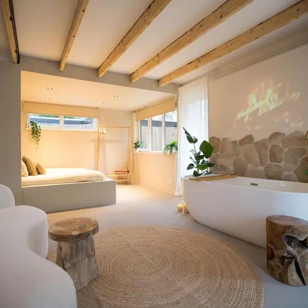 Ontspan huisje: wellness in de natuur, hotel in Lanaken