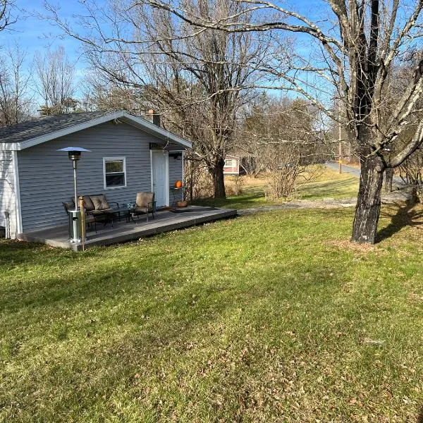 Country Cottage with beautiful views, ξενοδοχείο σε Saugerties
