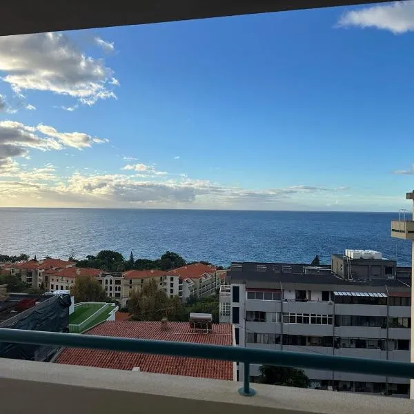 GuestReady - Tranquil Nest in Funchal, Hotel in Funchal