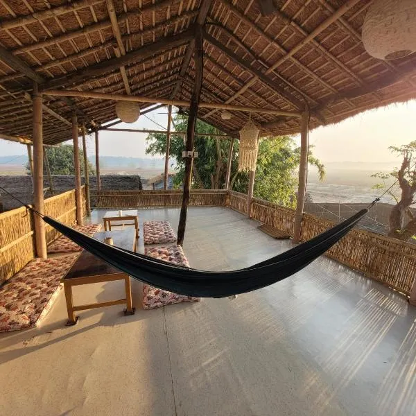 Ishq Sanctum- A Conscious Guest House, хотел в Bhagaura