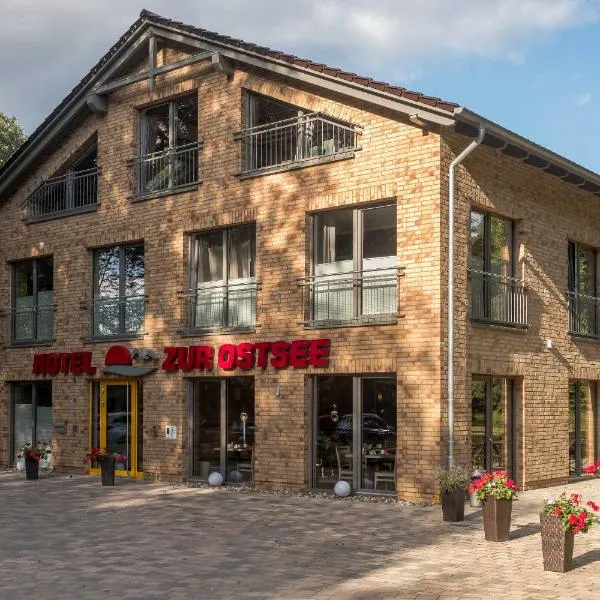 Hotel garni "Zur Ostsee" - GM 69370, hotel in Müritz