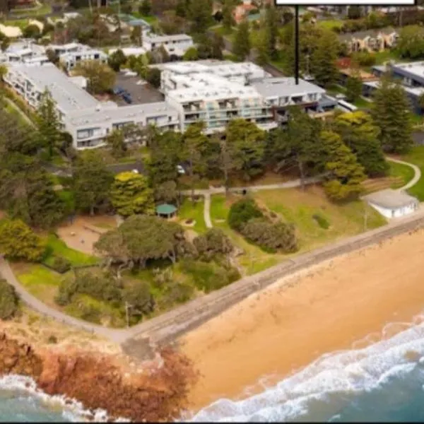 Waves 348 - Free WiFi - Late CheckOut - Garage, ξενοδοχείο σε Cowes