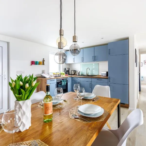 Ferienhaus Seeliebe 70 QM I 2 Schlafzimmer I 5 min zum See I überdachte Terrasse I nahe Werbellinsee, ξενοδοχείο σε Joachimsthal