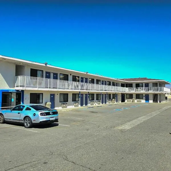 Motel 6-Palm Desert, CA - Palm Springs Area, hotel em Bermuda Dunes