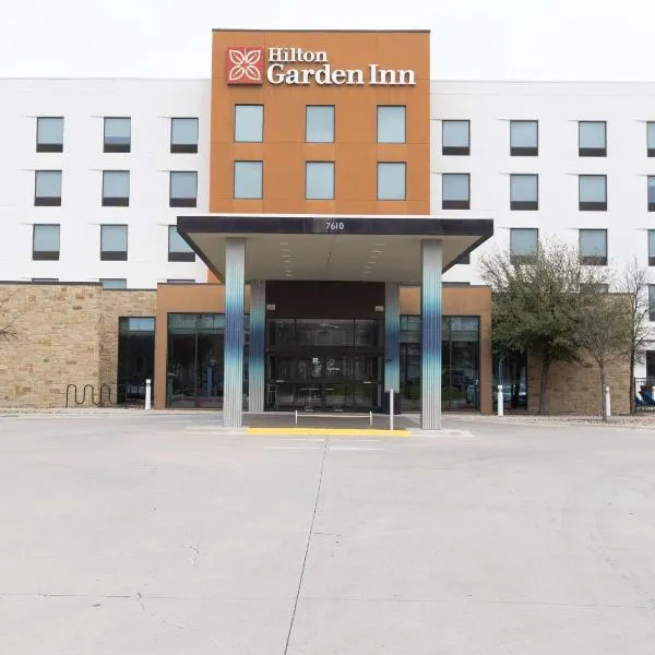 Hilton Garden Inn Austin Airport, khách sạn ở Austin