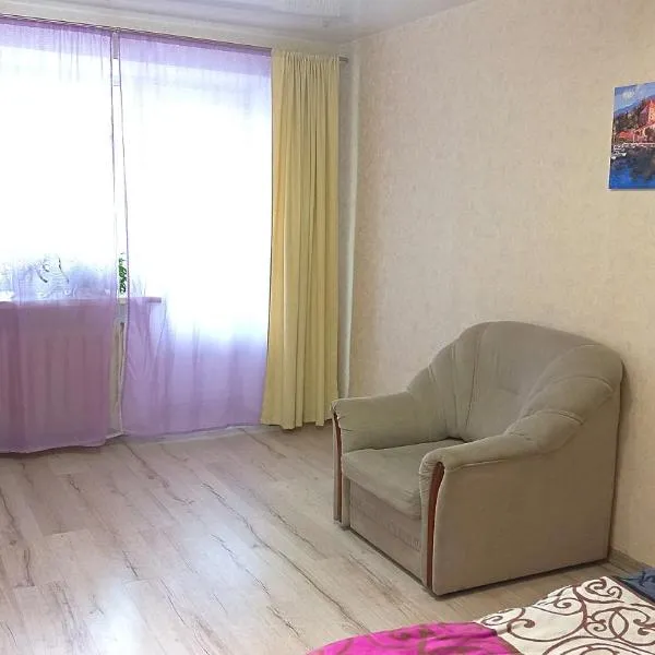 Apartment - Generala Petrova Street, hotel in Odesa