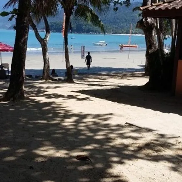 Calumar Guest House, hotel em Ubatuba