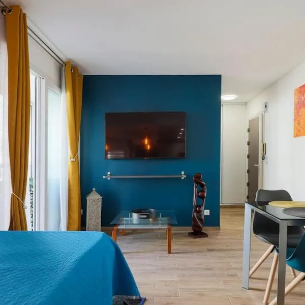 Antibes centre à 2 pas de la vieille ville, plages, hotel v destinaci Antibes