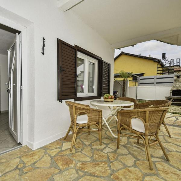 Apartment Vili by Interhome, Obrovac