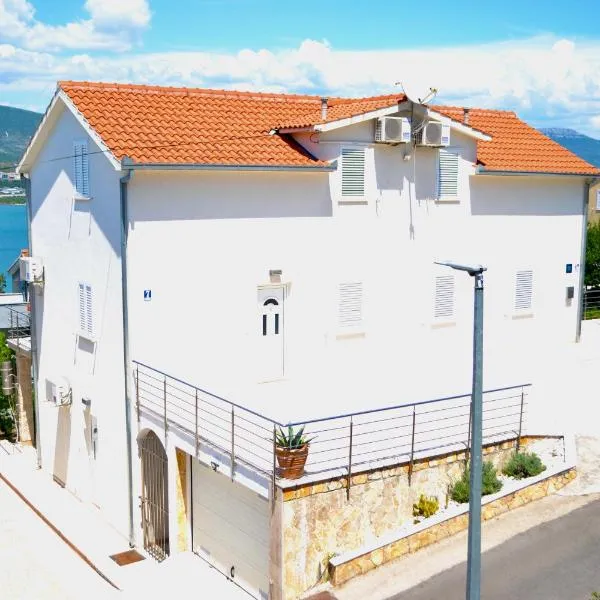 Residence Amore, ξενοδοχείο στο Τρογκίρ