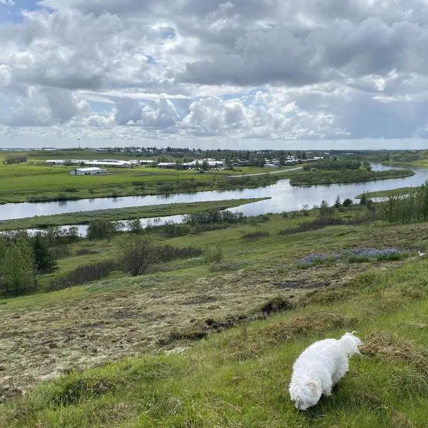 Ugla Gistihús (Ugla Guesthouse), hotel Hellában
