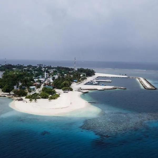 Hide Inn Blue โรงแรมในNilandhoo