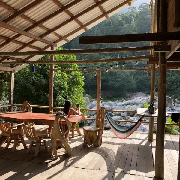 Viesnīca Jungle River Lodge pilsētā Laseiba