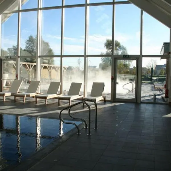 Blueberry Cottage - Lower Mill Estate, hôtel à Somerford Keynes