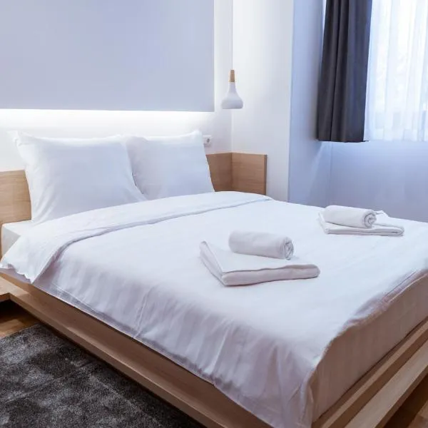 ZLATNI JAVOR 312 โรงแรมในยาโฮรินา