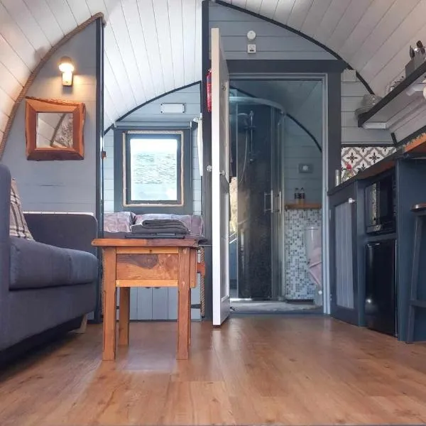 Etive Pod, West Highland Way Holidays，位于金洛赫利文的酒店