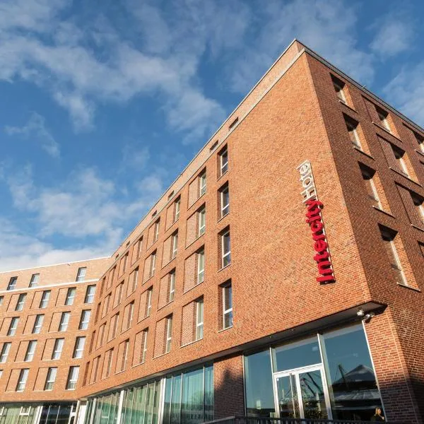 IntercityHotel Lübeck, hotel in Lübeck