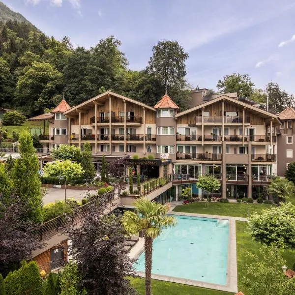 Hotel Chalet Das Alpenschlössel, מלון בסלטוסיו