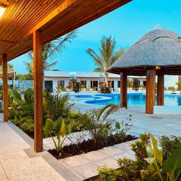 The Bali Resort Zanzibar: Pingwe şehrinde bir otel
