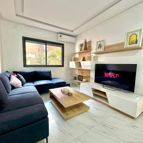 Condo in marrakech with pool，位于马拉喀什的酒店