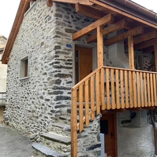 Casa Majagatt Holiday Home, ξενοδοχείο σε Roveredo