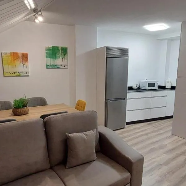 APARTAMENTO Temple I, hotel in Ponferrada