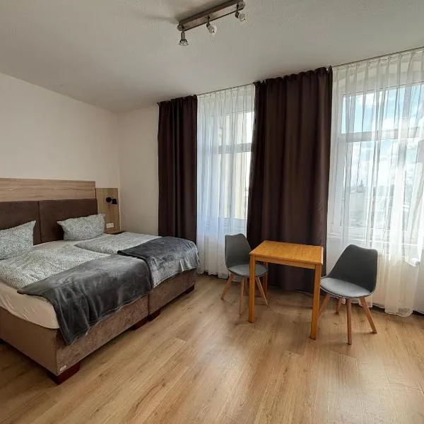 Deutscher Hof, hotel v destinaci Plauen