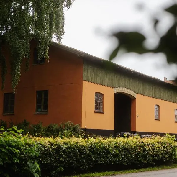 Akaciegaarden Bed & Breakfast, hotel in Hårlev