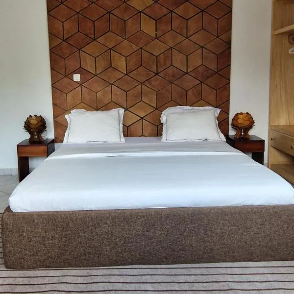 Appartement Meuble SEED a Yaounde Odza, hotel en Yaundé