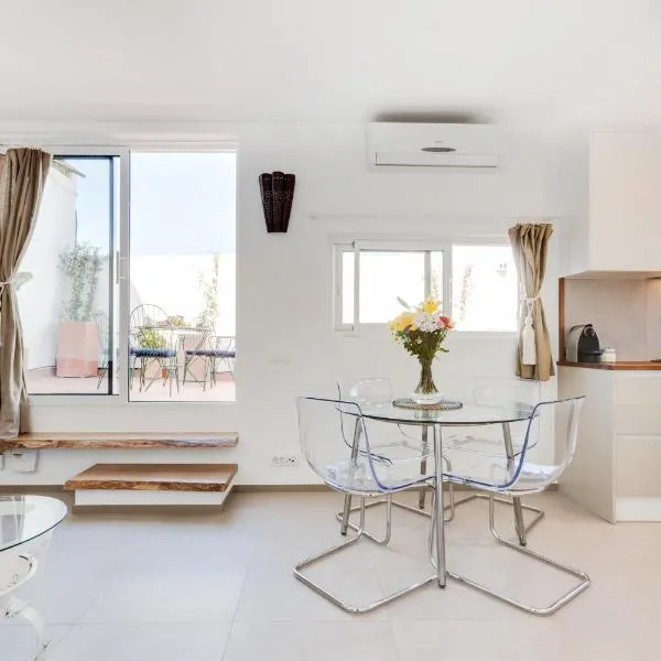 St. Antoni sky lounge, Hotel in Barcelona
