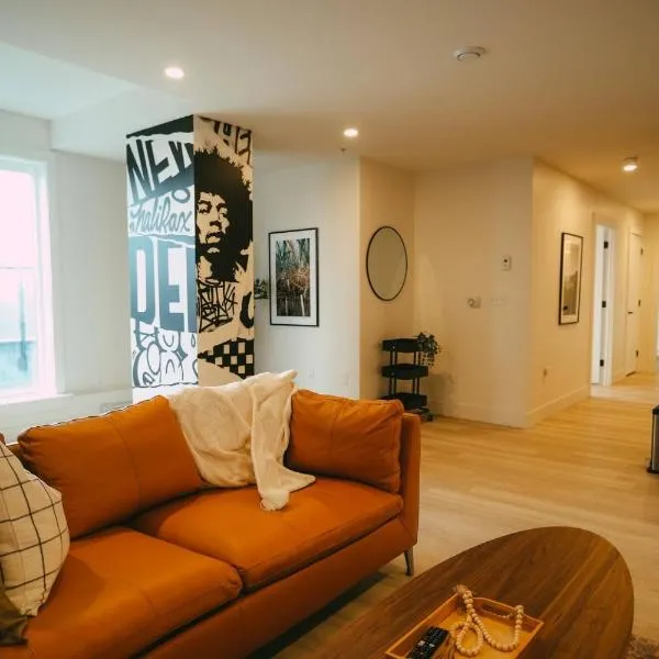 Chic Cozy Retreat - 2BR - Stunning North End Views, hotel in Halifax
