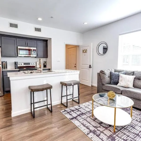 Velouté Valor - 1BD Near Med Center & Museum District, hotel in Houston