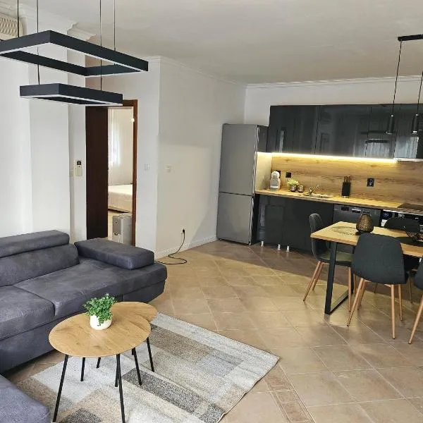 Eve Santa Marina Apartments - sea, pools, relax, hôtel à Sozopol