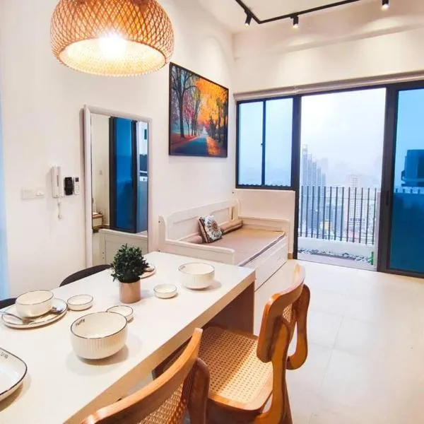 CL24A 5-6pax KLCC Sky Pool Condo, hotel in Kuala Lumpur