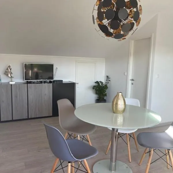 Flavia, hotel em Rab