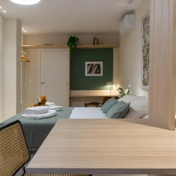 Osito Hub - Pintor Nicolau, hotel in Valencia