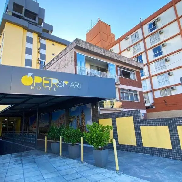 ÓPER SMART HOTEL, hotel en Santa Maria