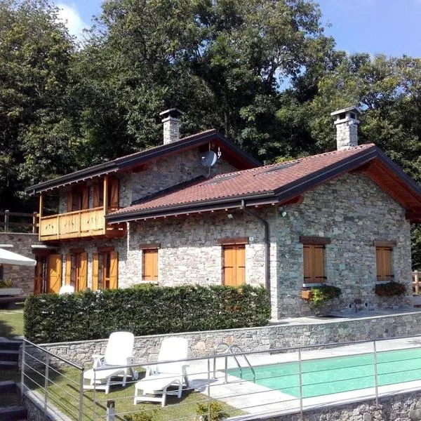 La Dolce Vita chalet, hotel v destinaci Massino Visconti
