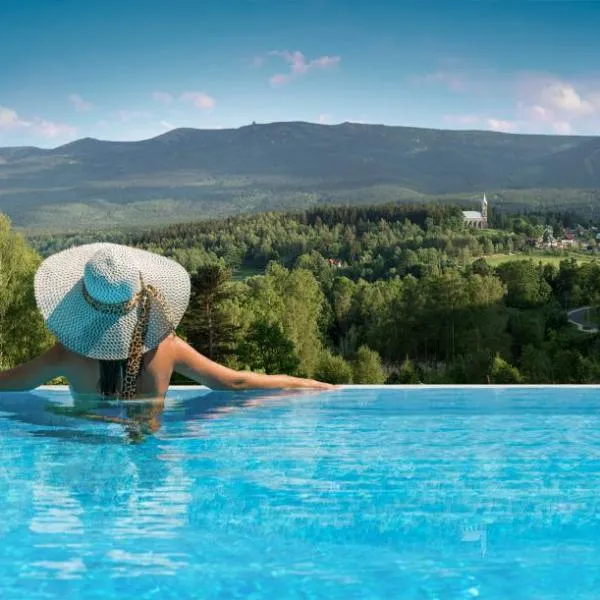 Happy Valley Resort Szklarska Poręba、シュクラルスカ・ポレンバのホテル