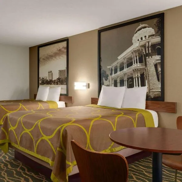 Super 8 by Wyndham Pearl/Jackson/East, hotel in Pearl