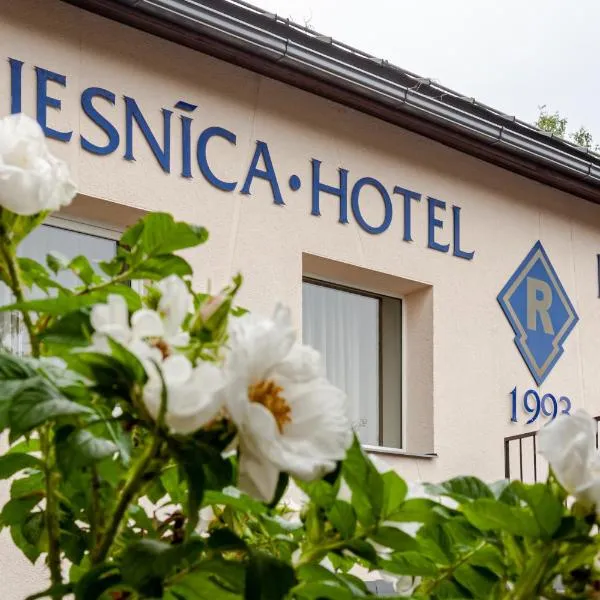 Boutique Hotel Roja, מלון ברוג'ה