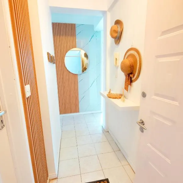 Fibonacci Beachfront Apartment, hotel in Flic-en-Flac