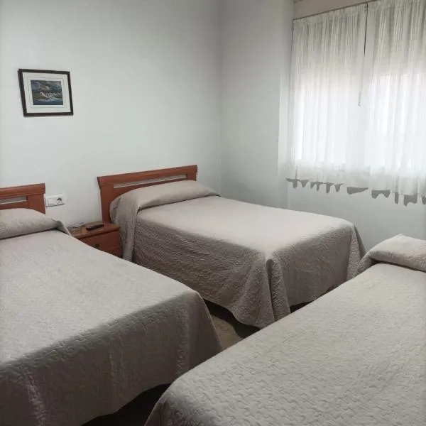 PENSIÓN CARLOS III, ξενοδοχείο σε Tomelloso