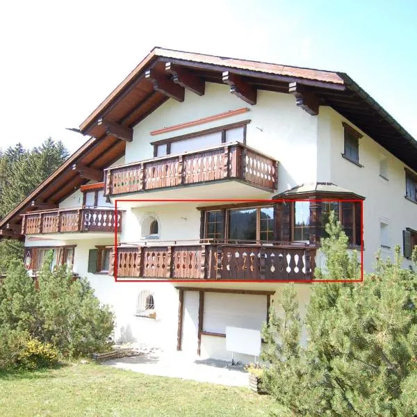 Apartment with ski-in ski-out access and fireplace, hotel v destinaci Lenzerheide