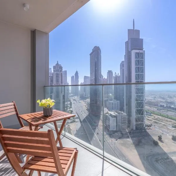 Heaven Crest Vacation Homes - Luxury Forte、ドバイのホテル