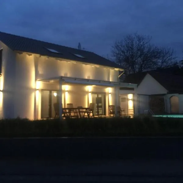 HausGregor, Messe 15 min, City 20 min und Erholung im Grünen，位于Winkelhaid的酒店