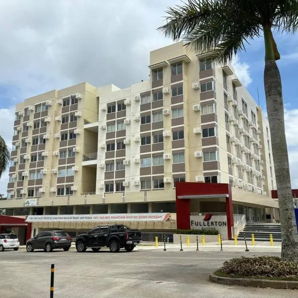 Condo in Silang Fullerton Suites - near tagaytay and nuvali, hotel in Silang